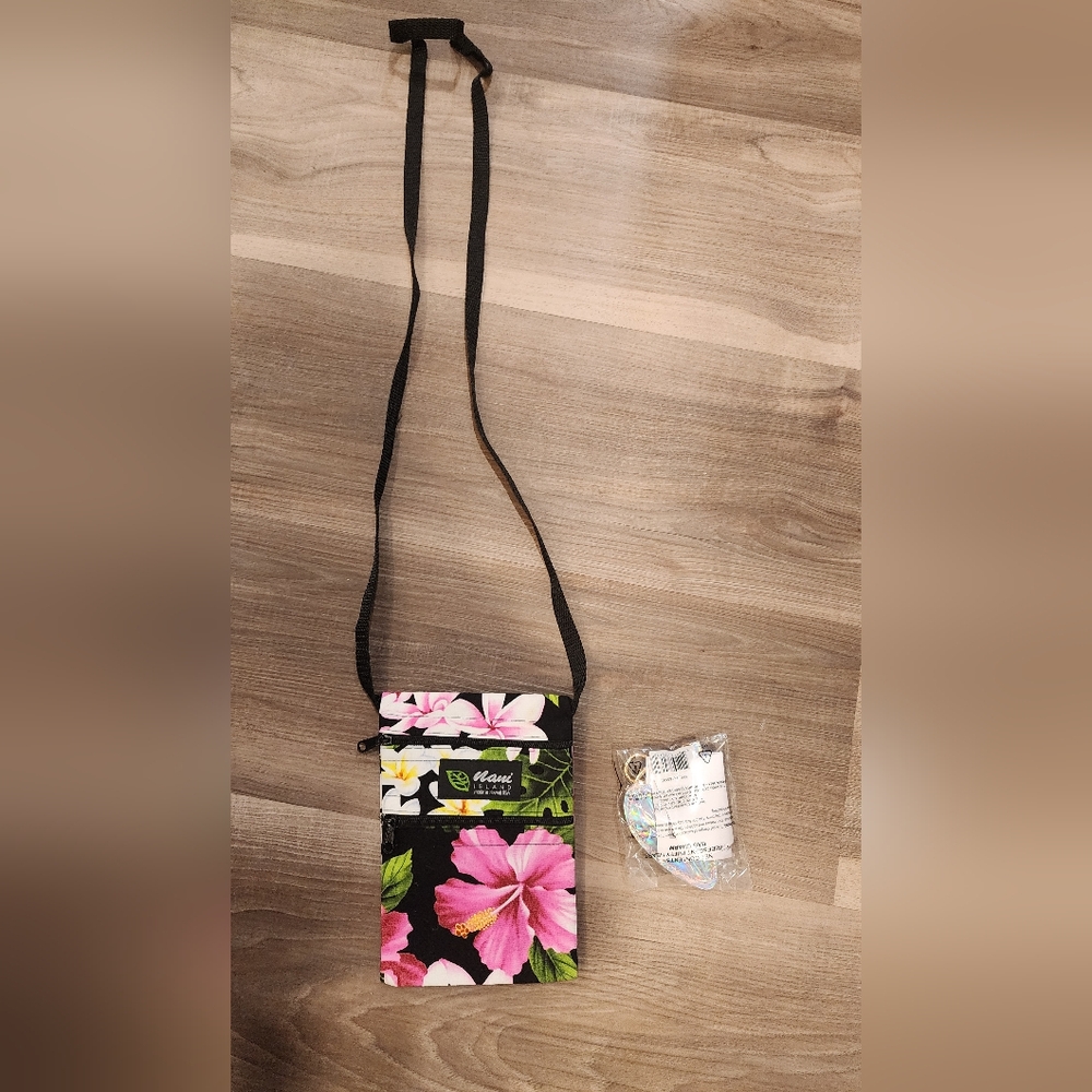 *Nani Floral Crossbody Bag And Heart Charm*